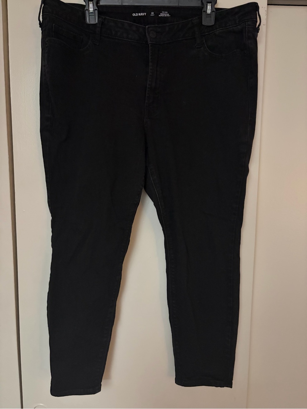 Old Navy Women’s Black Rockstar Skinny Jeans